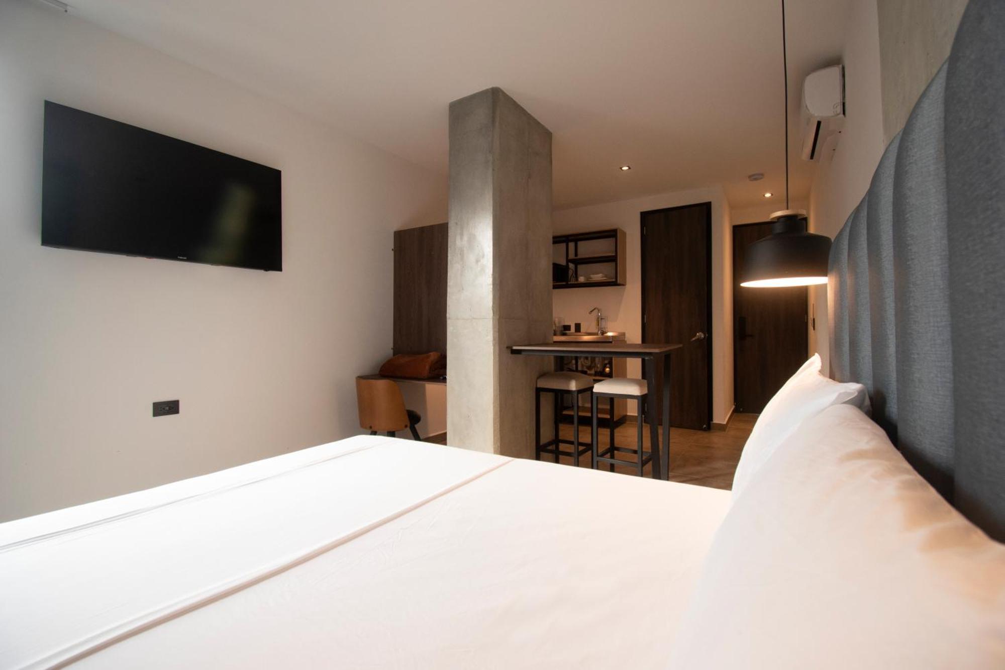 Apartahotel Medellín Buitenkant foto