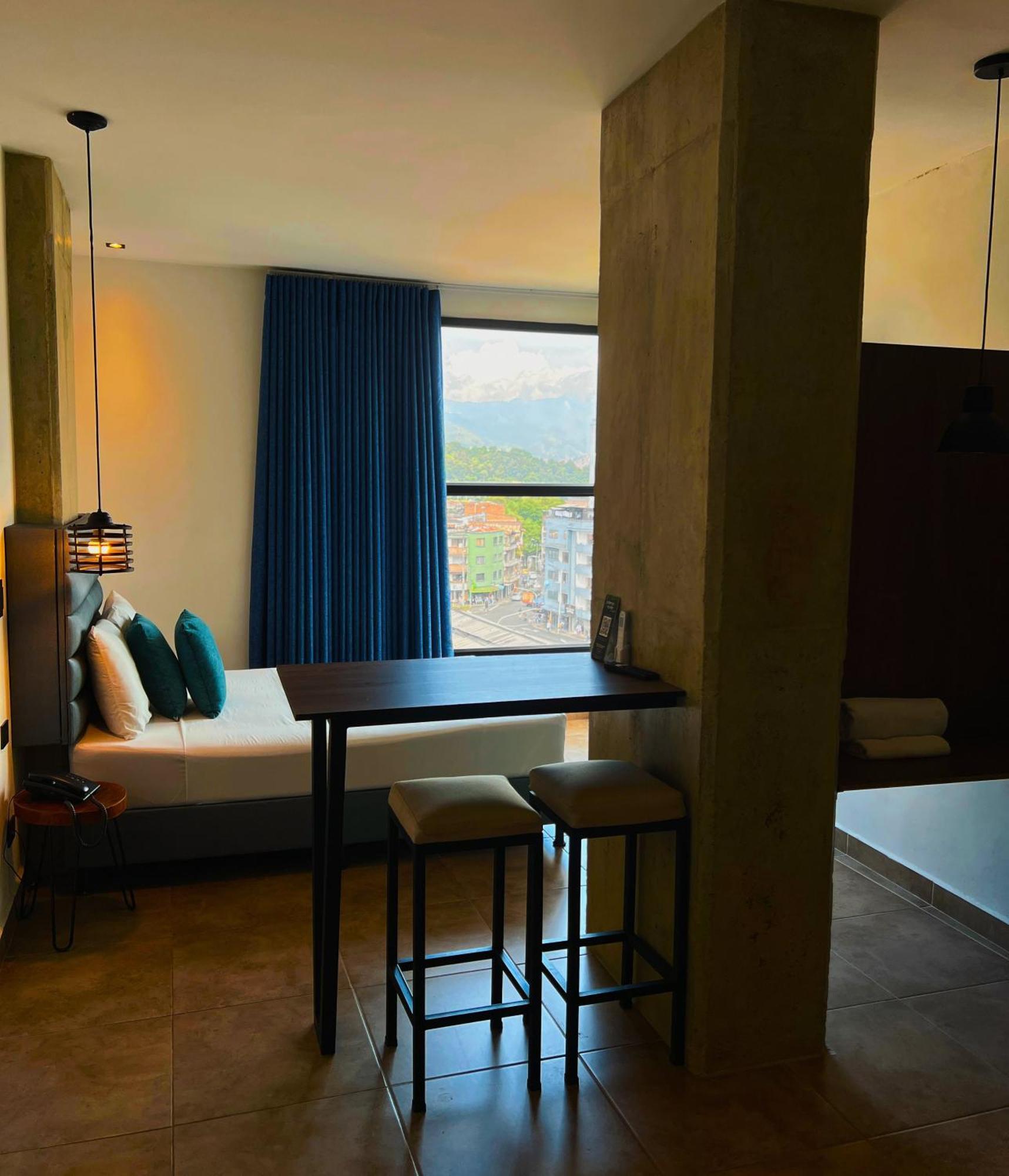 Apartahotel Medellín Buitenkant foto